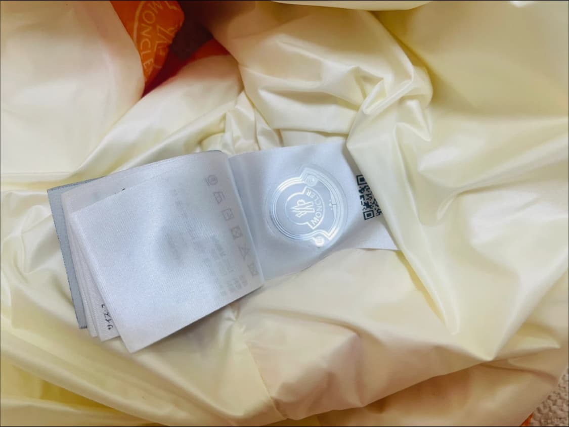 몽클레어 남성 패딩 사이즈 7 레어템 상품이미지9