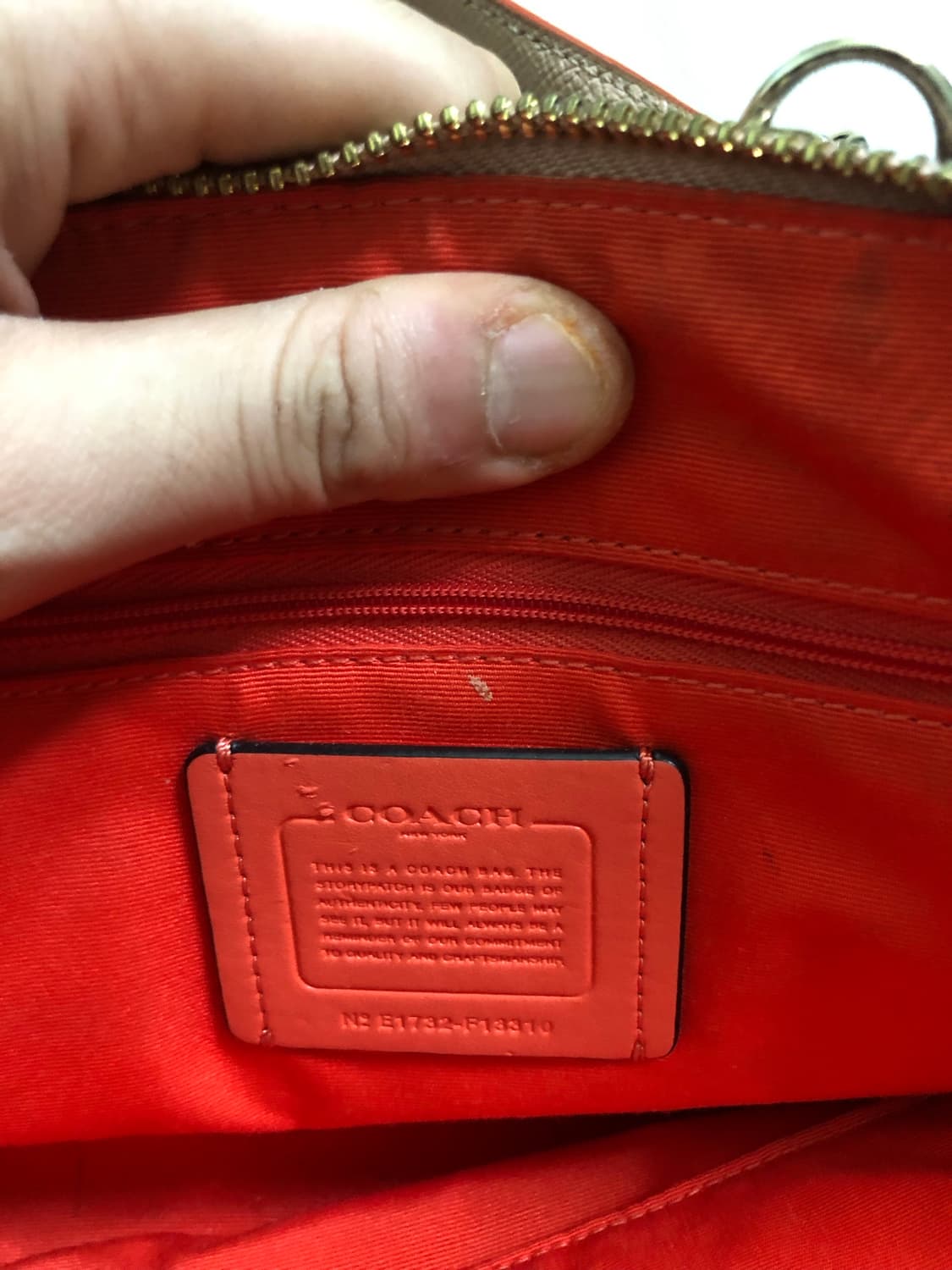 코치 숄더백 핑크색상 상품이미지5