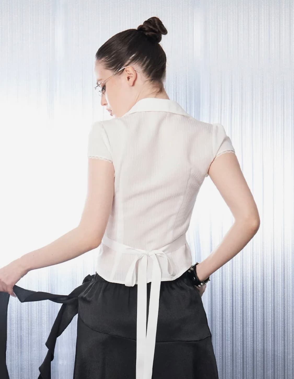 힐다 레이시 보우 셔추 화이트 상품이미지3