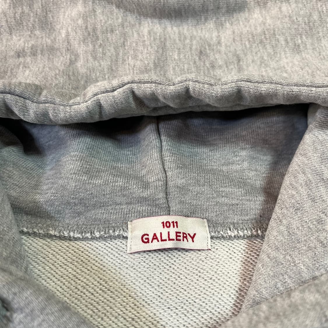 1011갤러리 빅로고 후드티 상품이미지3