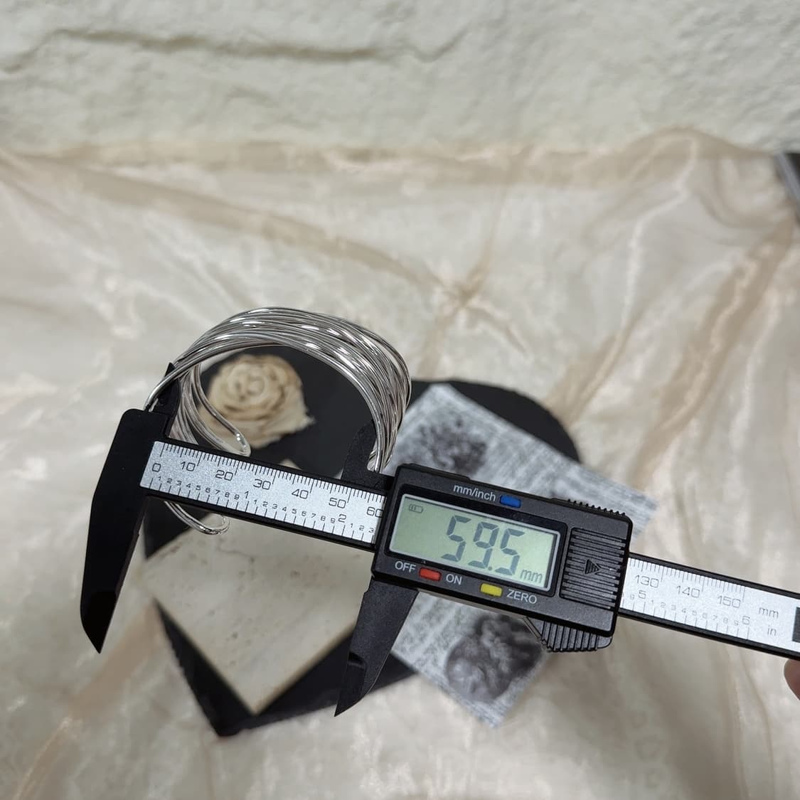 빈티지 날개느낌 오픈 팔찌 상품이미지3