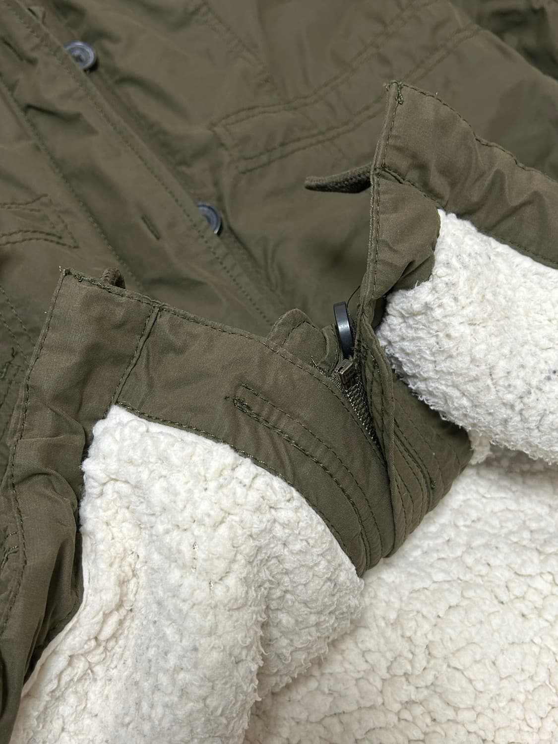 아베크롬비 딥카키 양털 밀리터리 점퍼 상품이미지3