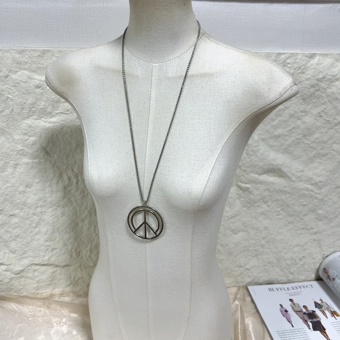 빈티지 피스 심볼 박스체인 목걸이 상품이미지1