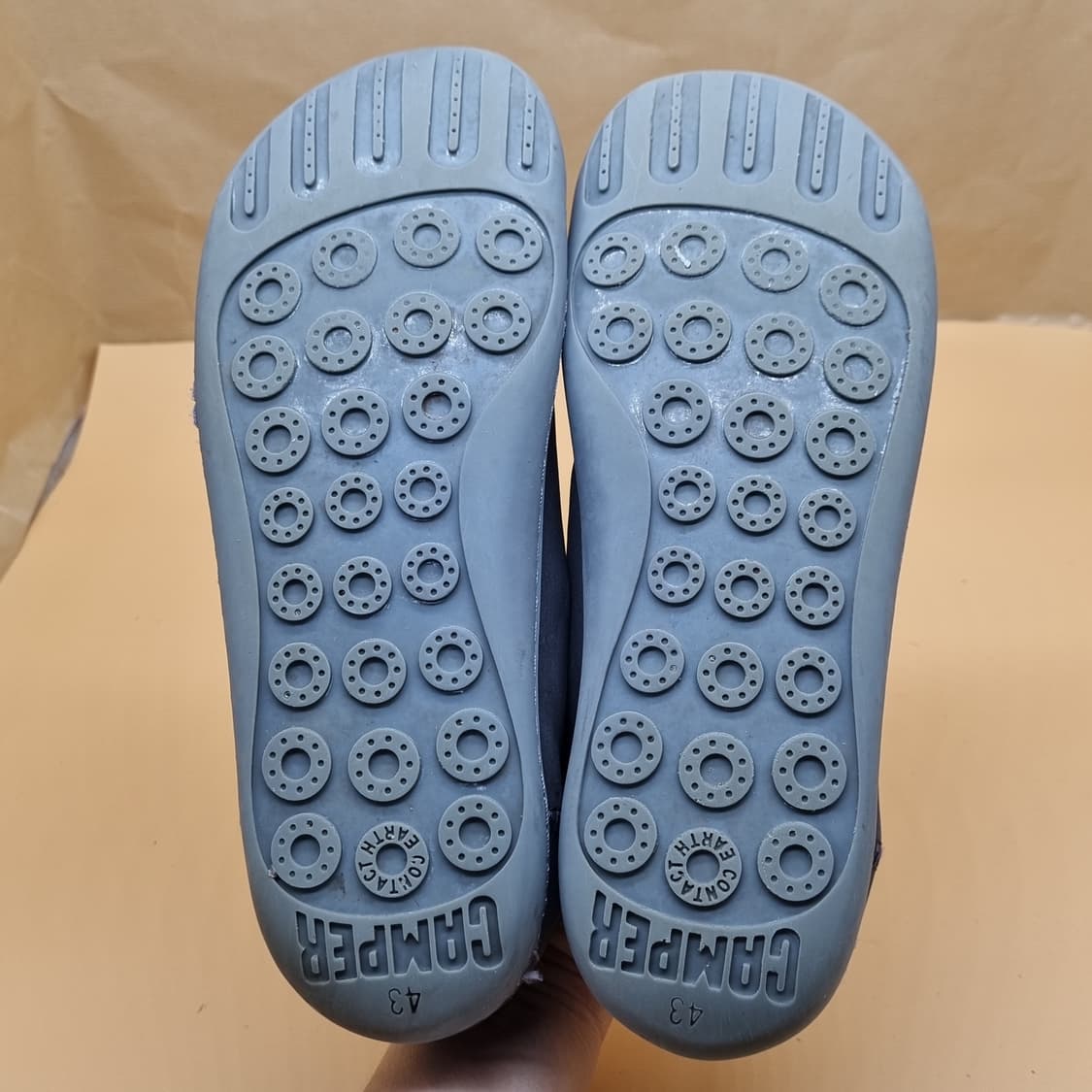 캠퍼 페우 남성스니커즈43 275 상품이미지3