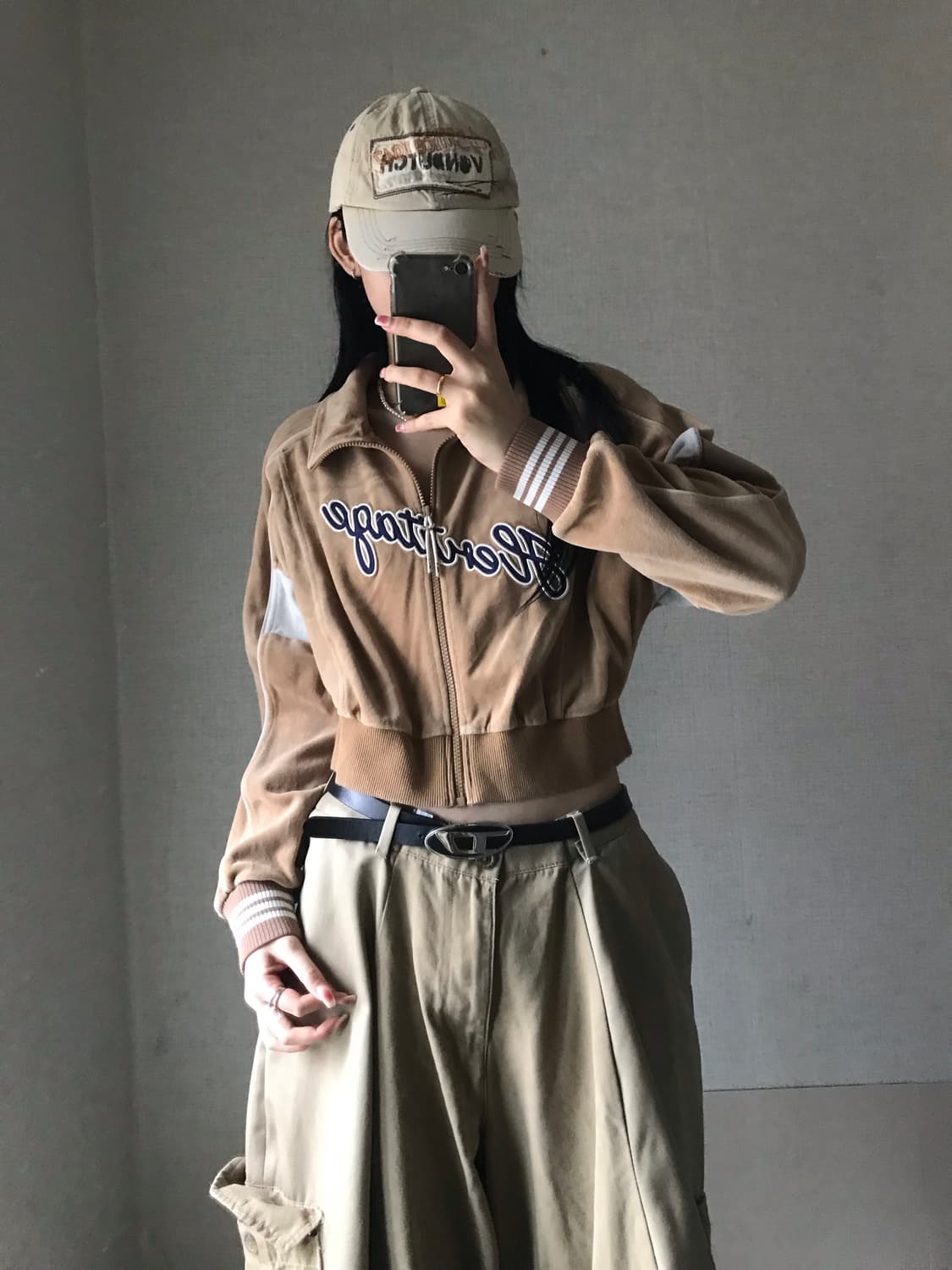휠라 베이지브라운 벨벳 집업 상품이미지3