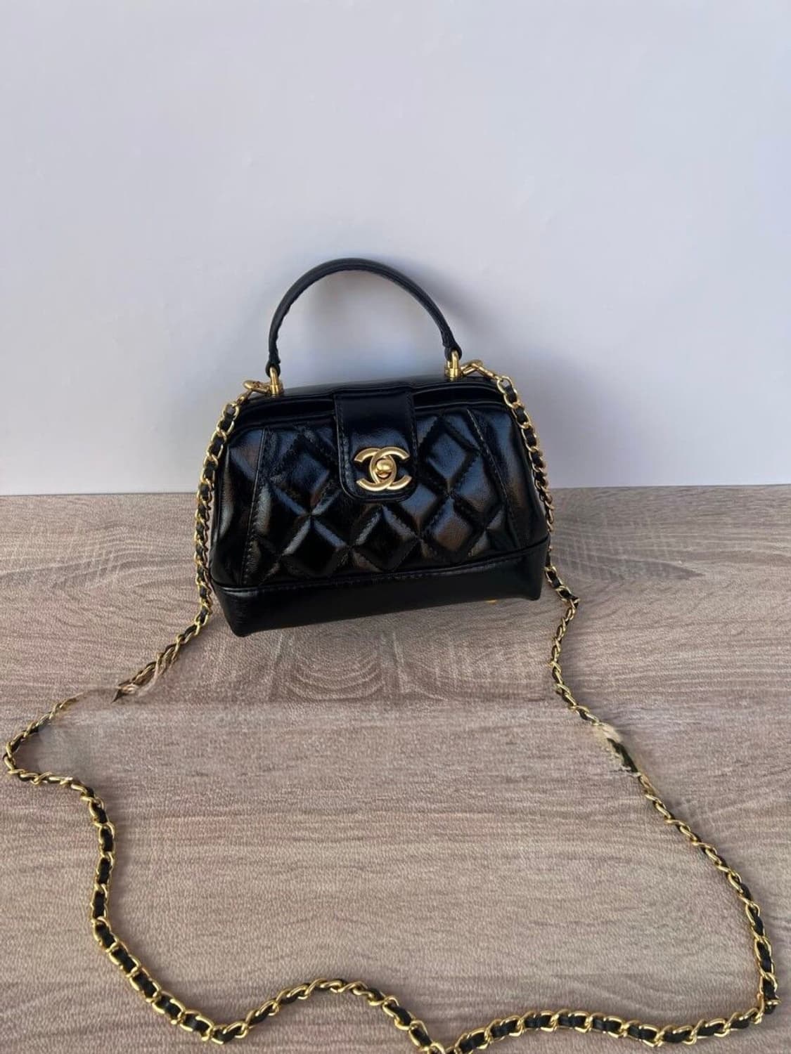 깜짝세일(새상품)정품 샤넬 뷰티 미니 핸들백 체인크로스백 닥터백 기프트백 상품이미지3