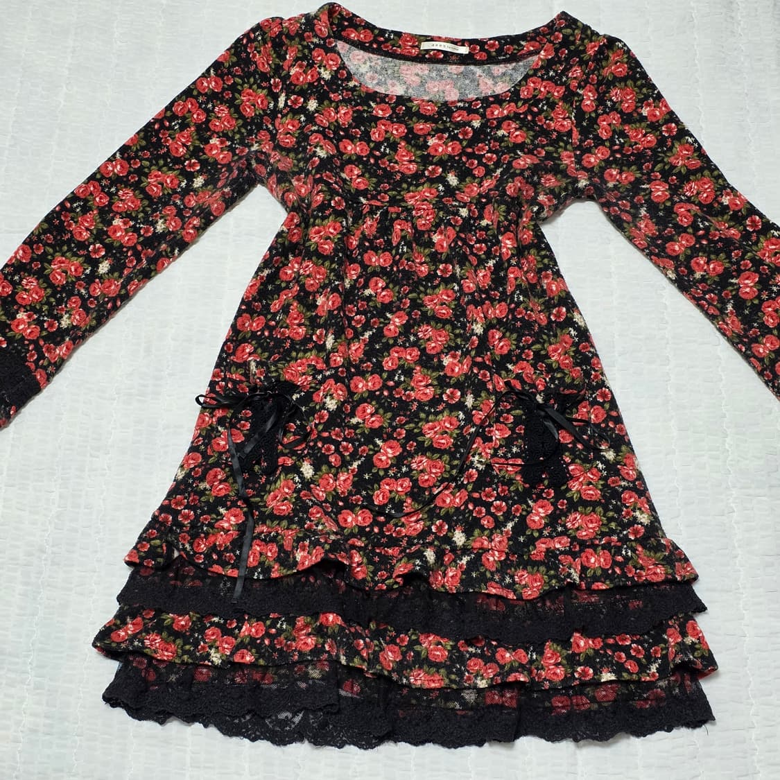 블랙로즈st 레이스리본캉캉 플라워 프릴니트원피스 상품이미지2