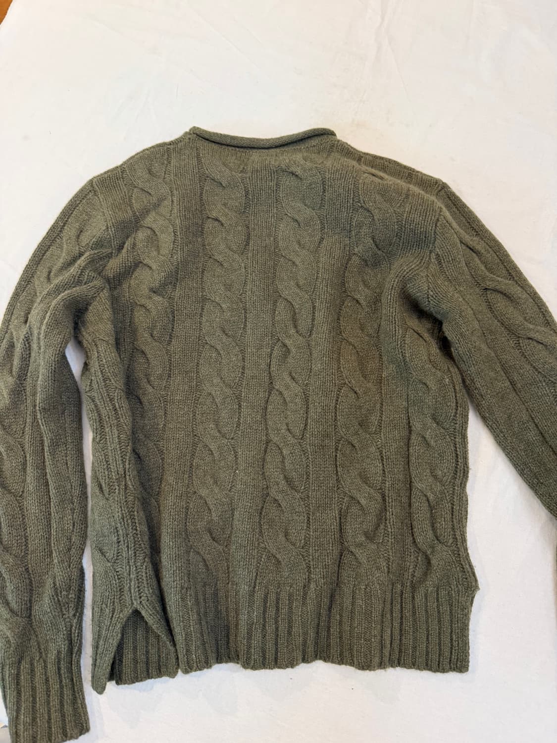 폴로 랄프로렌 말차맛 꽈배기 케이블 울 니트 올리브 카키 상품이미지3