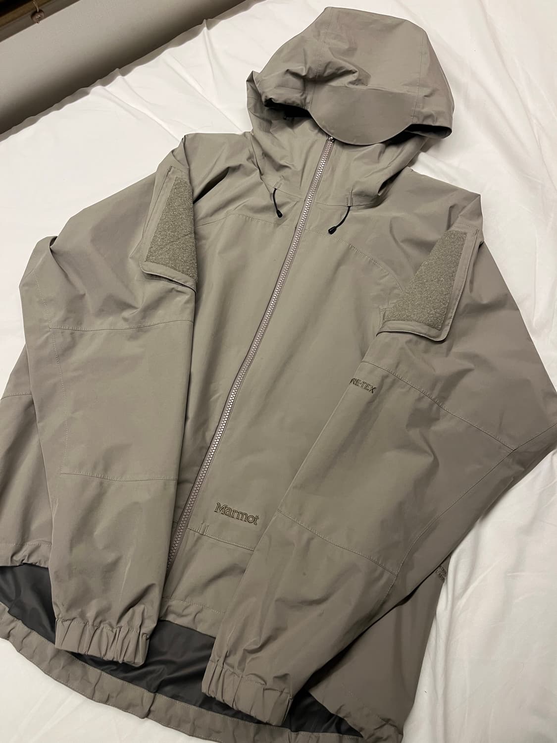 바이닐 아카이브 마모트 lf 고어텍스 후드 자켓 상품이미지2