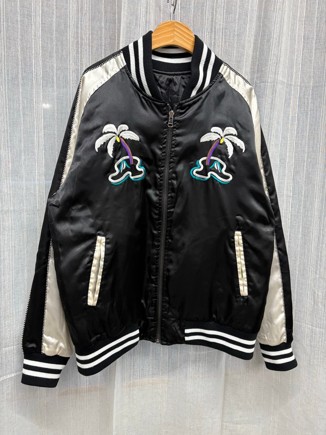 데니필드 하와이 리버시블 양면 자수 스카잔 상품이미지3