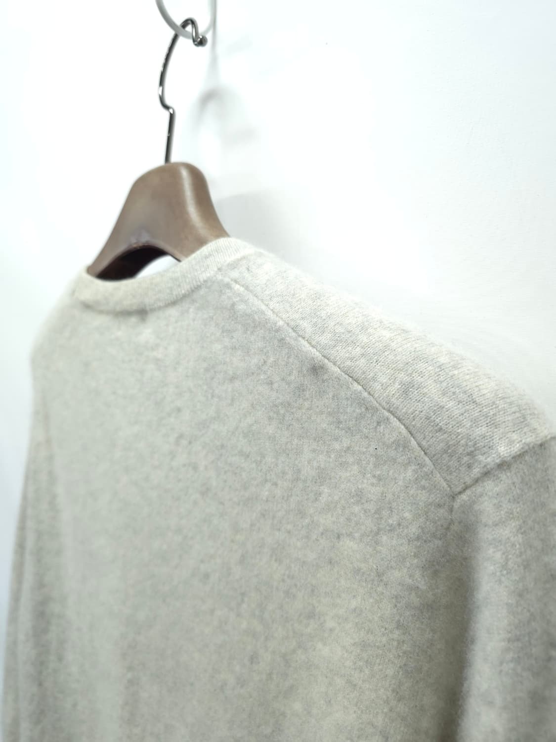 유니클로 남성 캐시미어 100% 크루넥 스웨터 니트(105) 상품이미지8