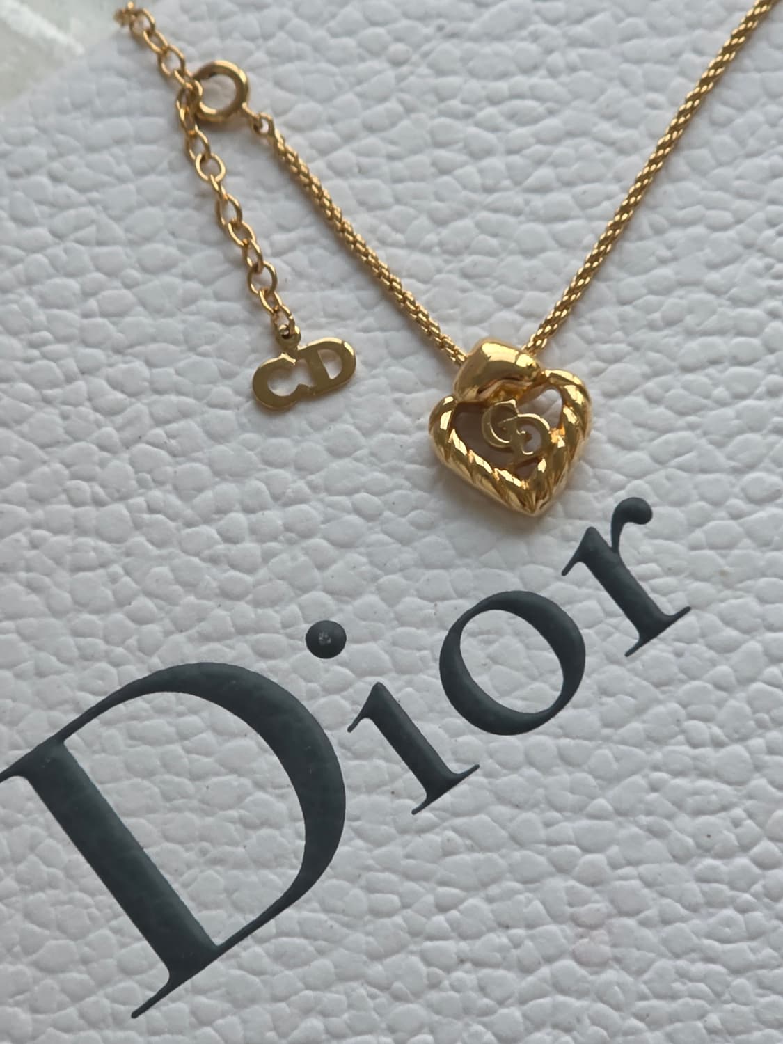 디올 금장 cd 오픈하트 목걸이 상품이미지5