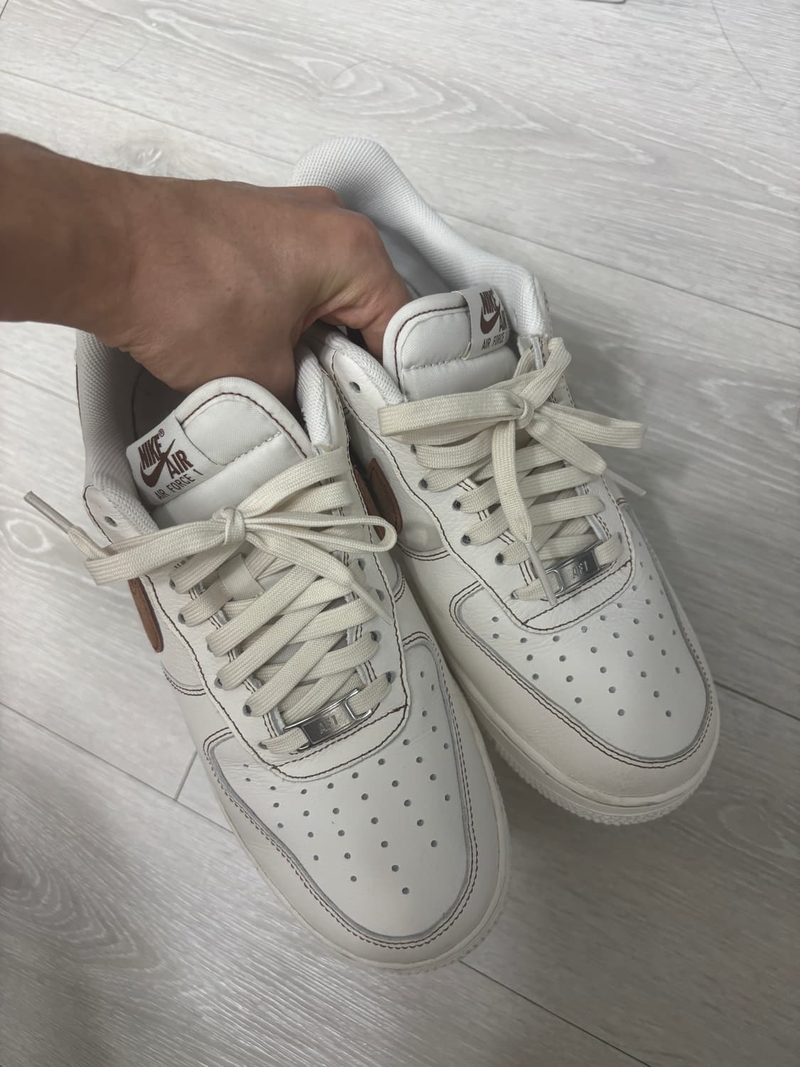 에어포스 1 07 새들브라운 (260) 판매 상품이미지3