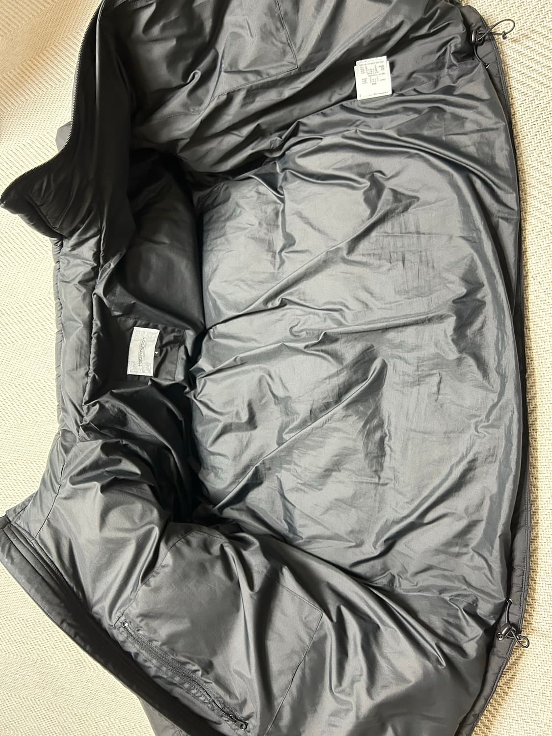 해칭룸 패딩 VTG Puffer Jacket Black 4 상품이미지9