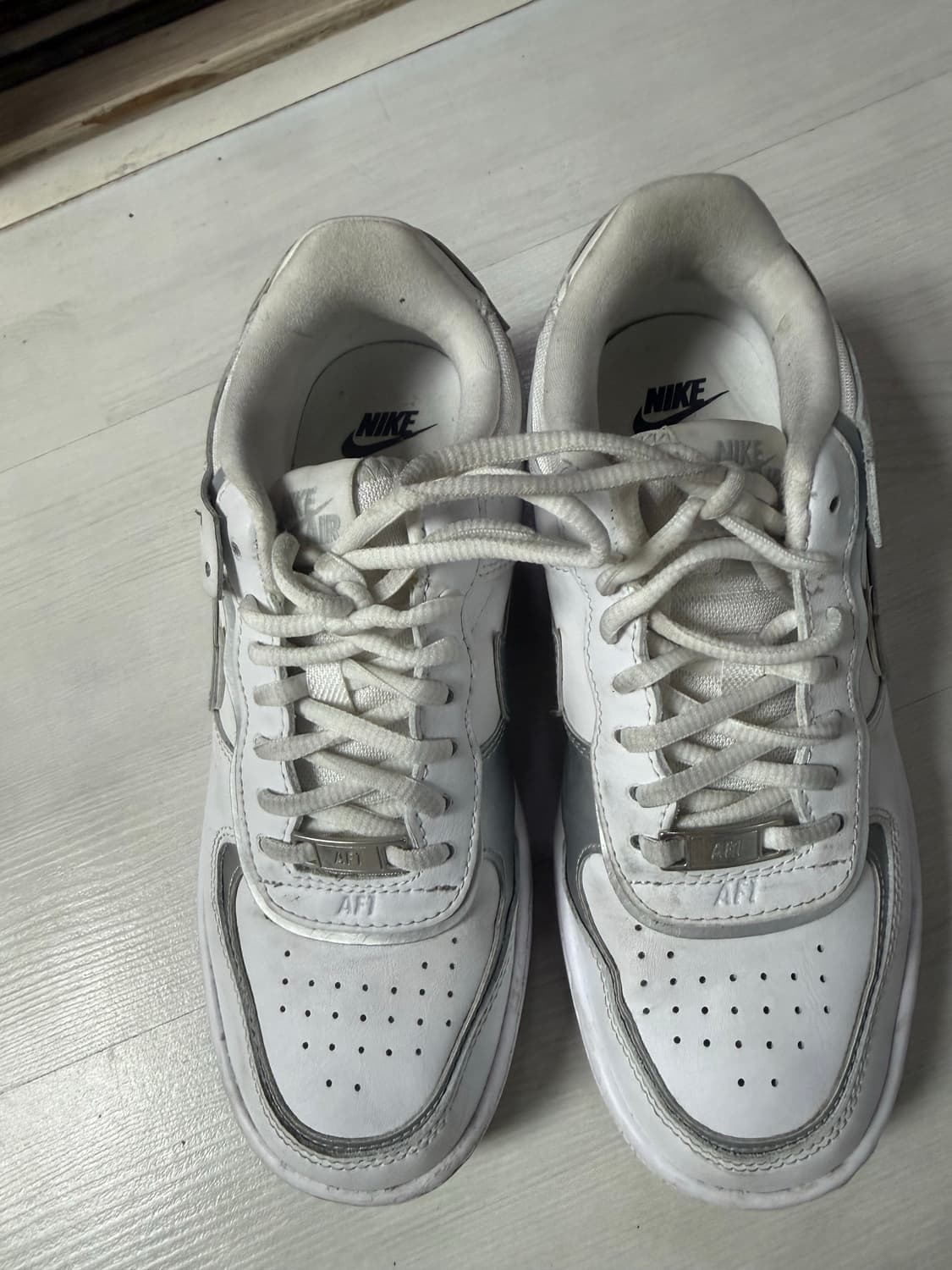 나이키 에어포스 상품이미지2