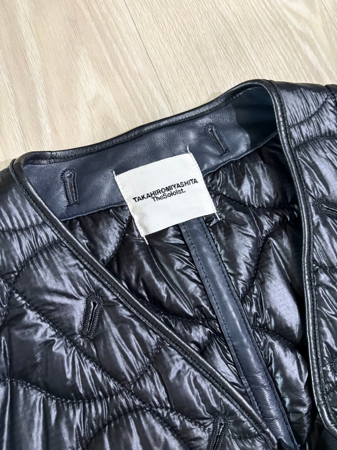 솔로이스트 17aw 퀼팅 자켓  상품이미지2