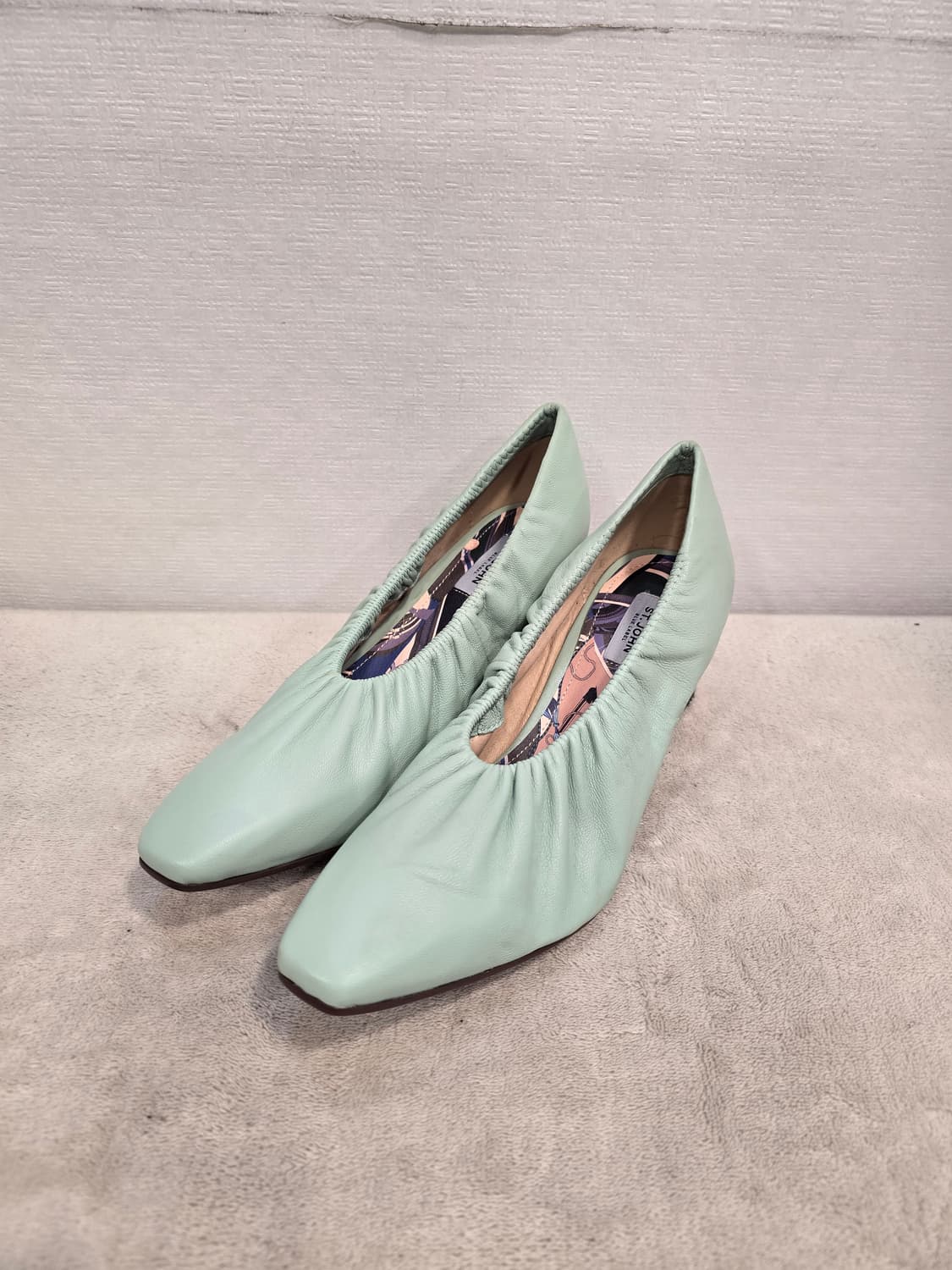 새상품) 세인트죤 ST. JOHN 여성 펌프스 민트 245 상품이미지1