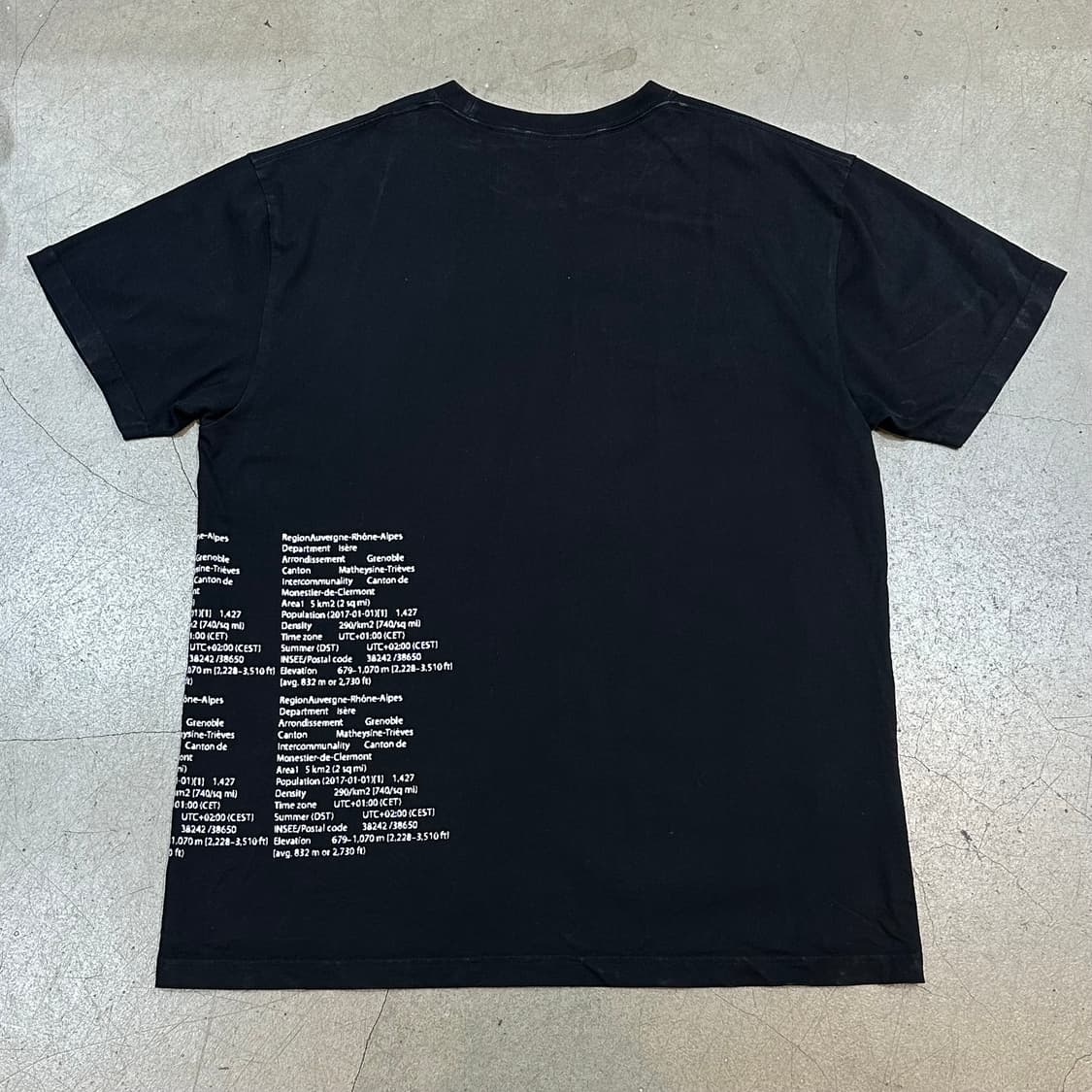 XL 몽클레어 빅로고 블랙 반팔티 상품이미지3