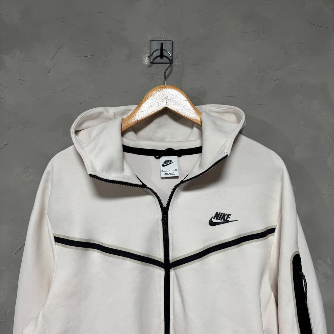 나이키 신형 테크팩 후드집업 화이트 상품이미지2