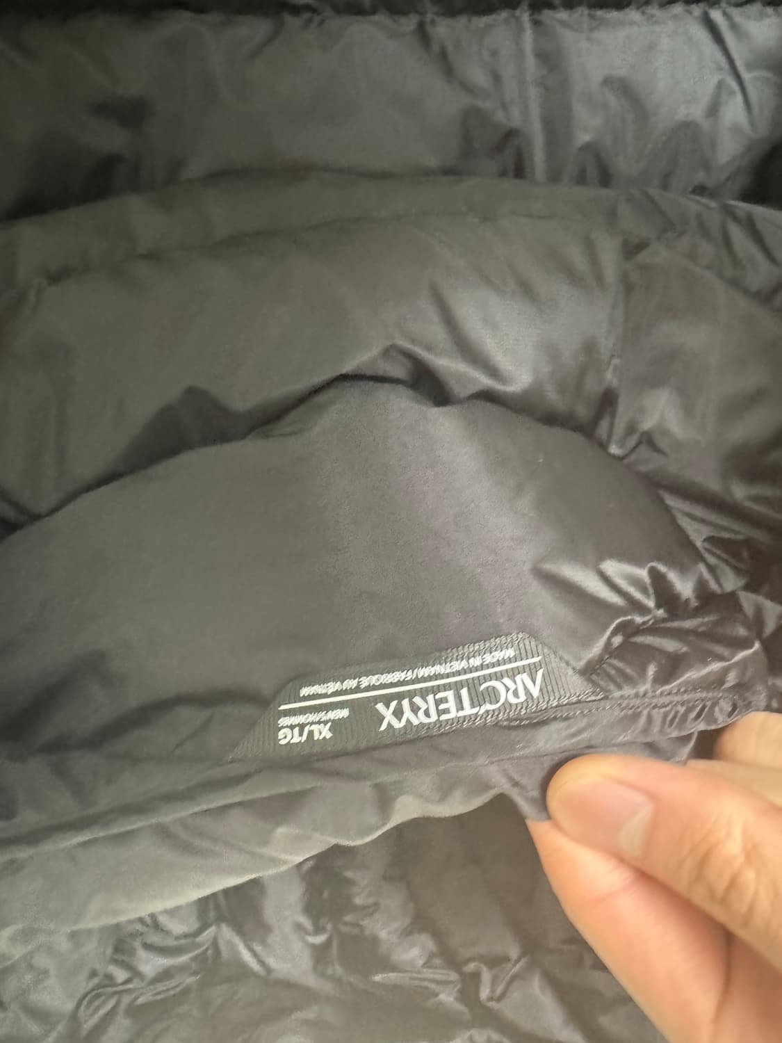 아크테릭스 세륨 후디 패딩 블랙 xl 상품이미지4