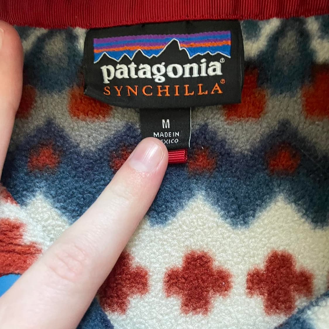 16FW 파타고니아 클래식 신칠라 스냅-티 플리스 풀오버 페어 아일 패턴 상품이미지3