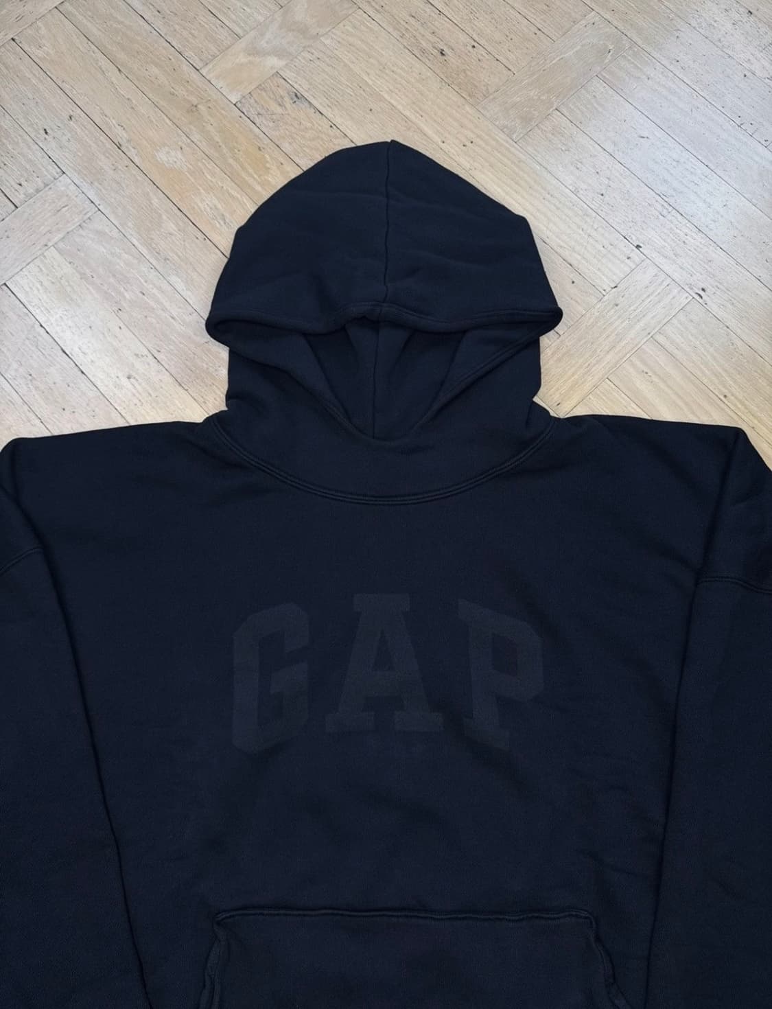 (새상품 L) 다크그레이 이지 갭 발렌시아가 후드 상품이미지2