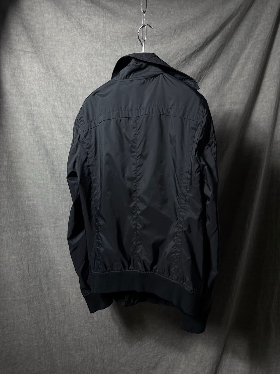 BOISONVERNI Asymmetric Nylon Windbreaker 상품이미지6