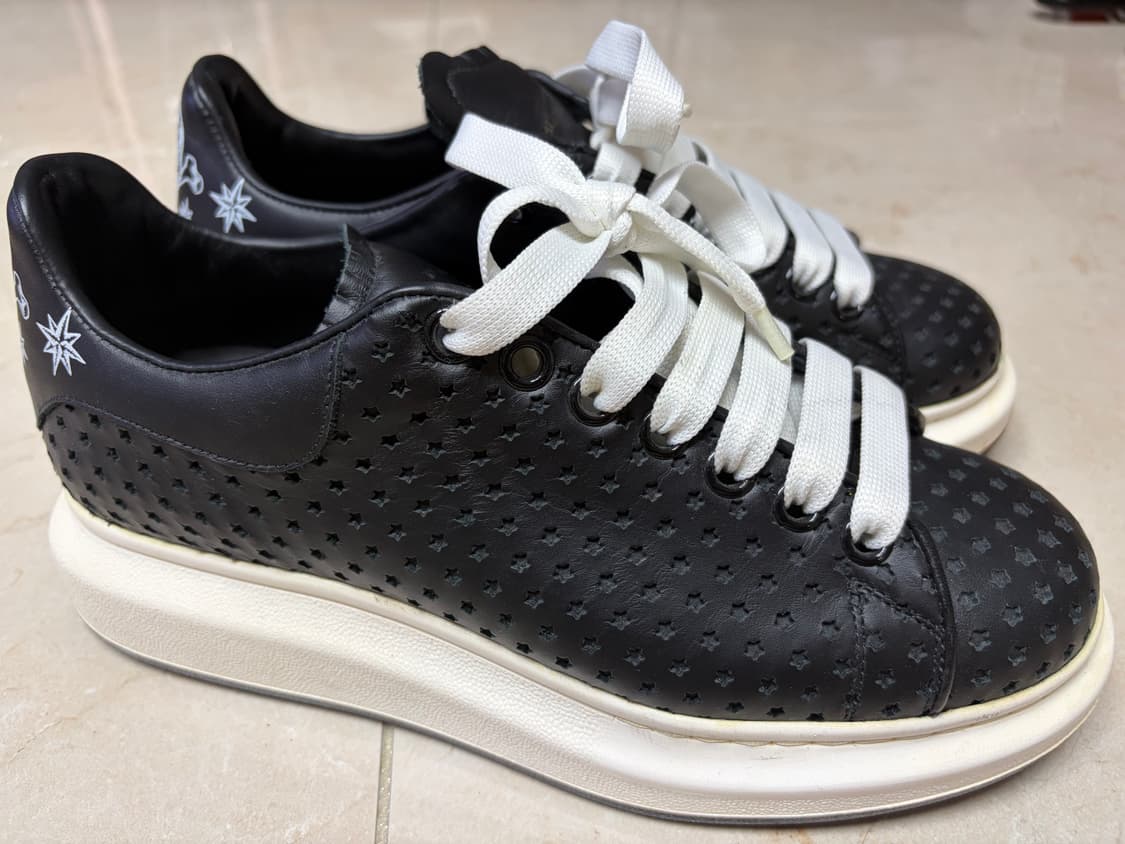 알렉산더 맥퀸 오버솔 스니커즈 블랙 상품이미지4