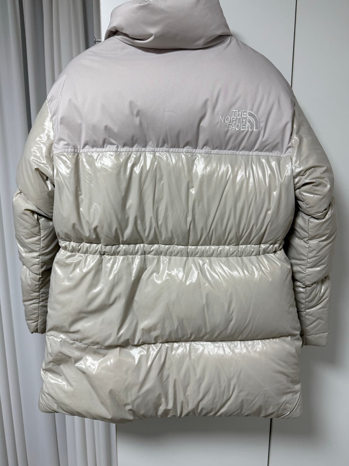 노스페이스 노벨티 눕시 다운 패딩 상품이미지3