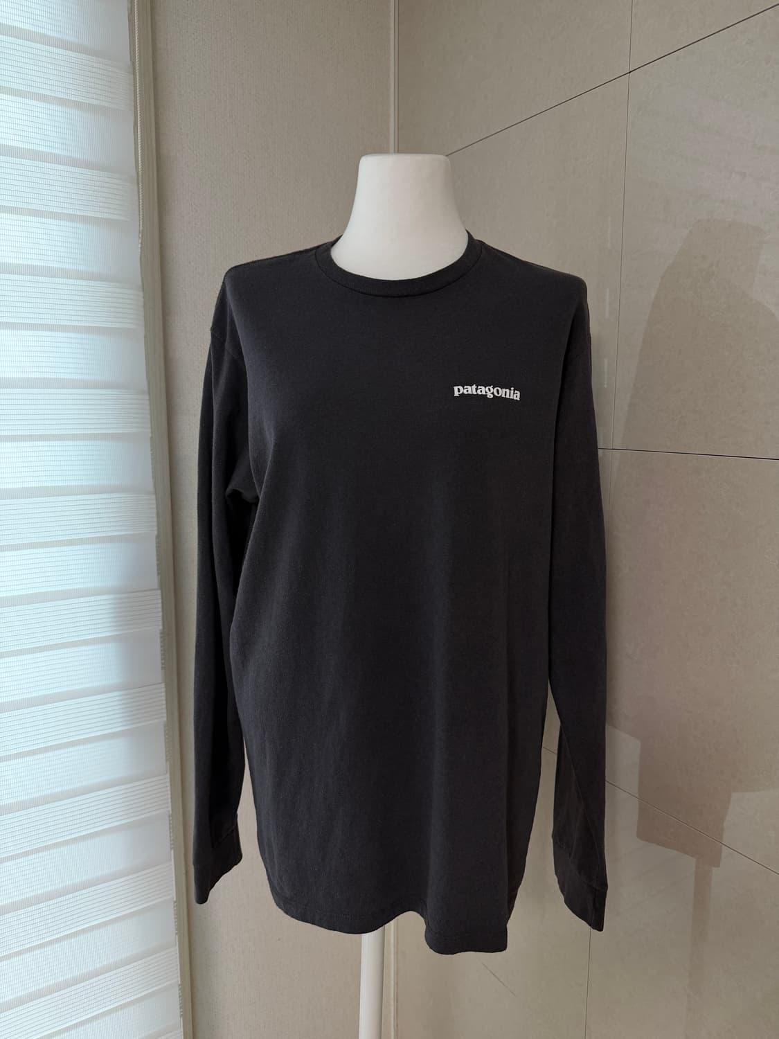 파타고니아 차콜 긴팔 티셔츠 S 상품이미지1