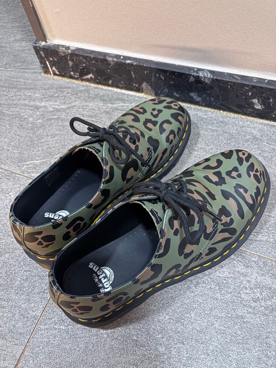 닥터마틴 레오파드 270 상품이미지2