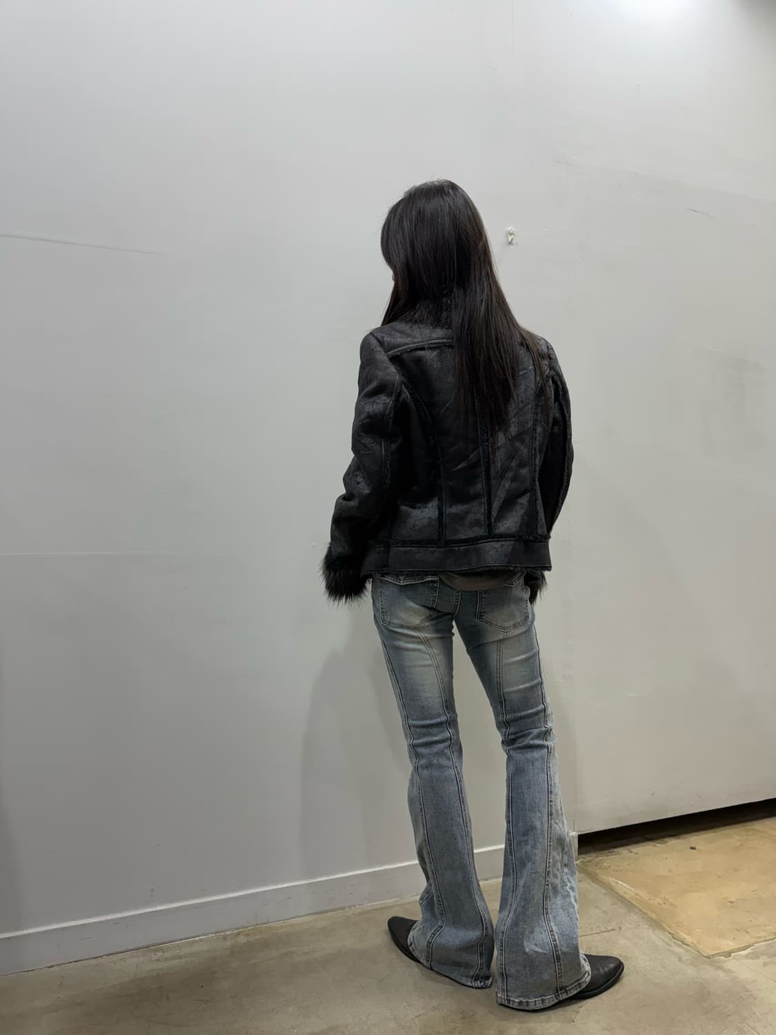 워싱 디테일 루즈핏 부츠컷 데님진 상품이미지7