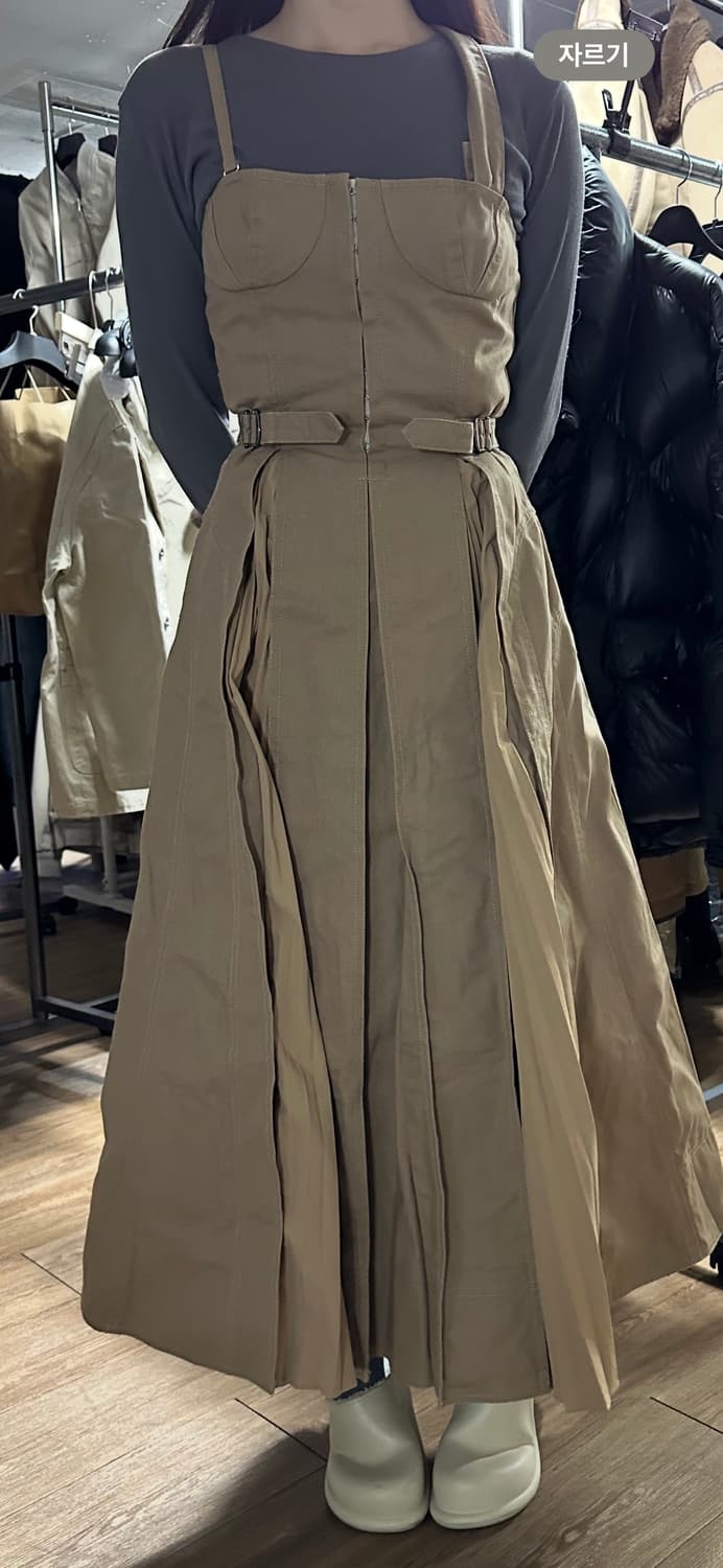 casa fline 카사후라인 멜빵 원피스 베이지 F사이즈 상품이미지1