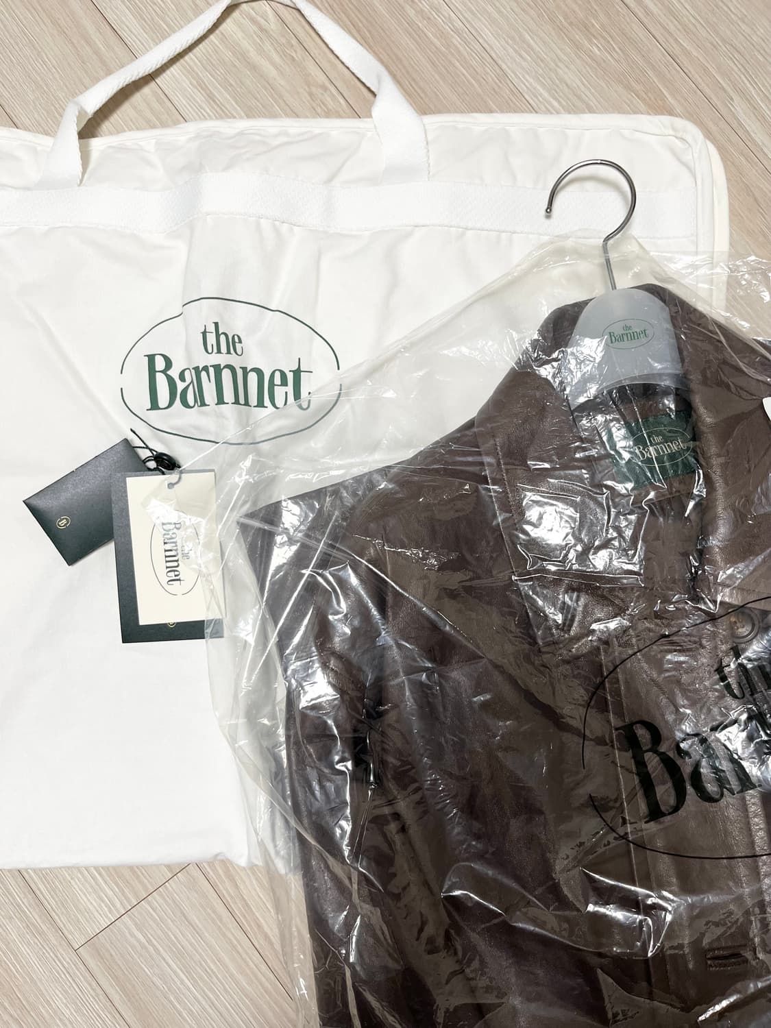 더바넷 뎁 램스킨 레더 캠프 스트링 코트 브라운 상품이미지9