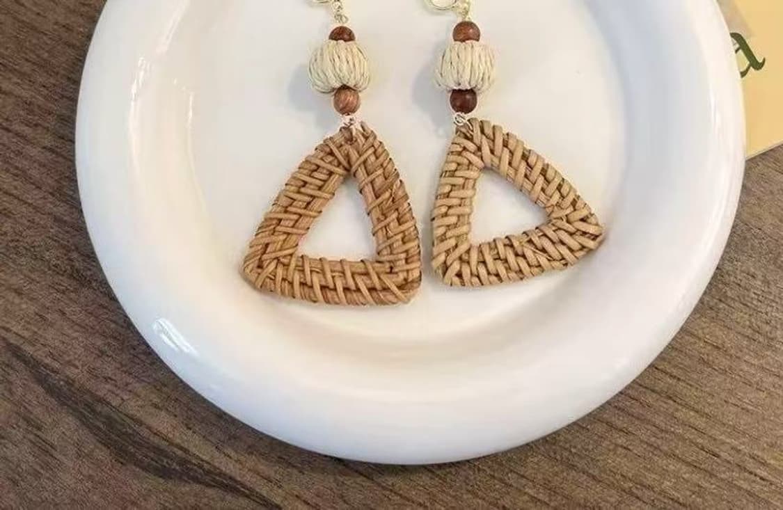 라탄 짜임 삼각 귀걸이 상품이미지2