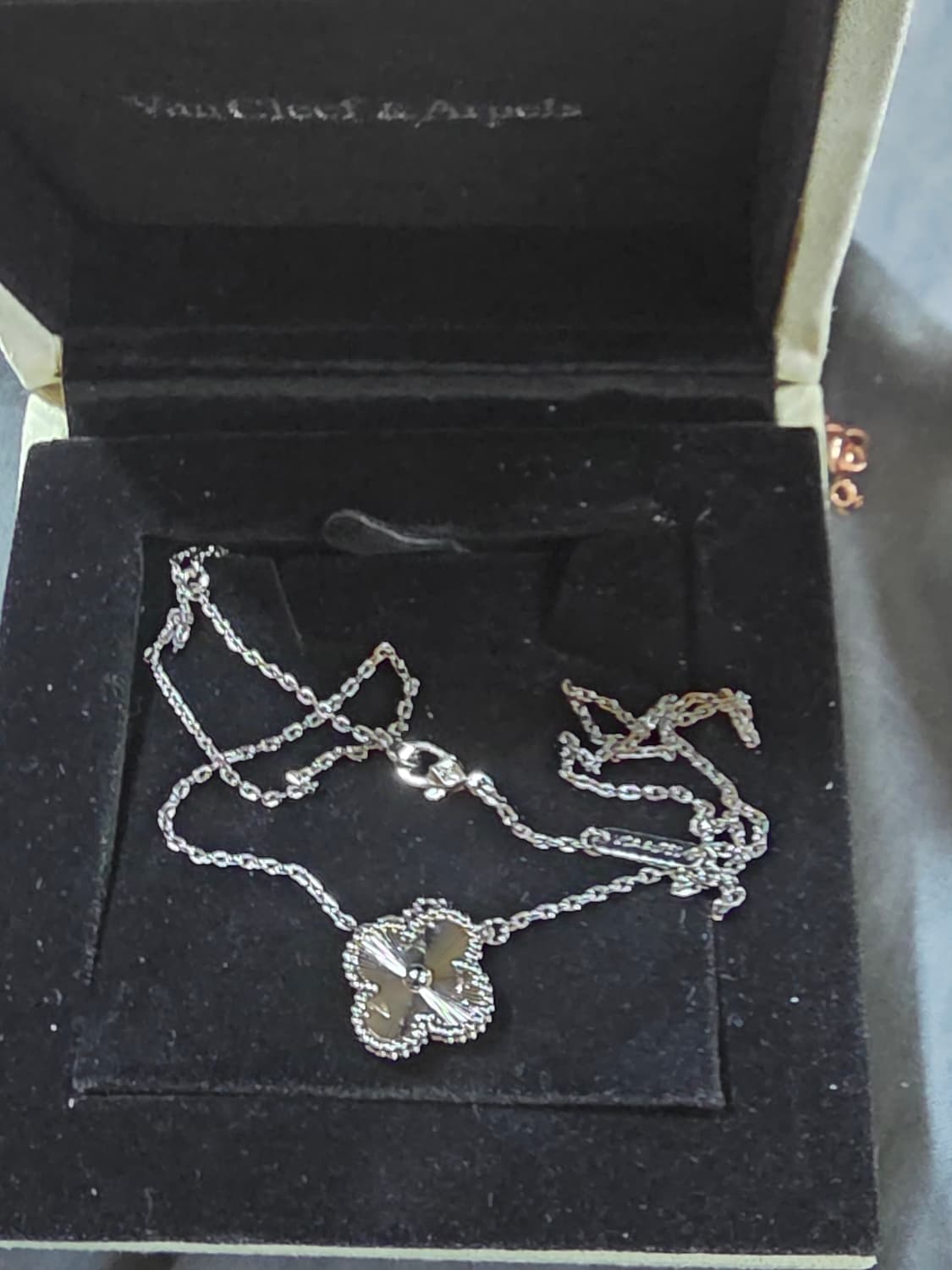 반클리프 기요세 목걸이(실버) 상품이미지1