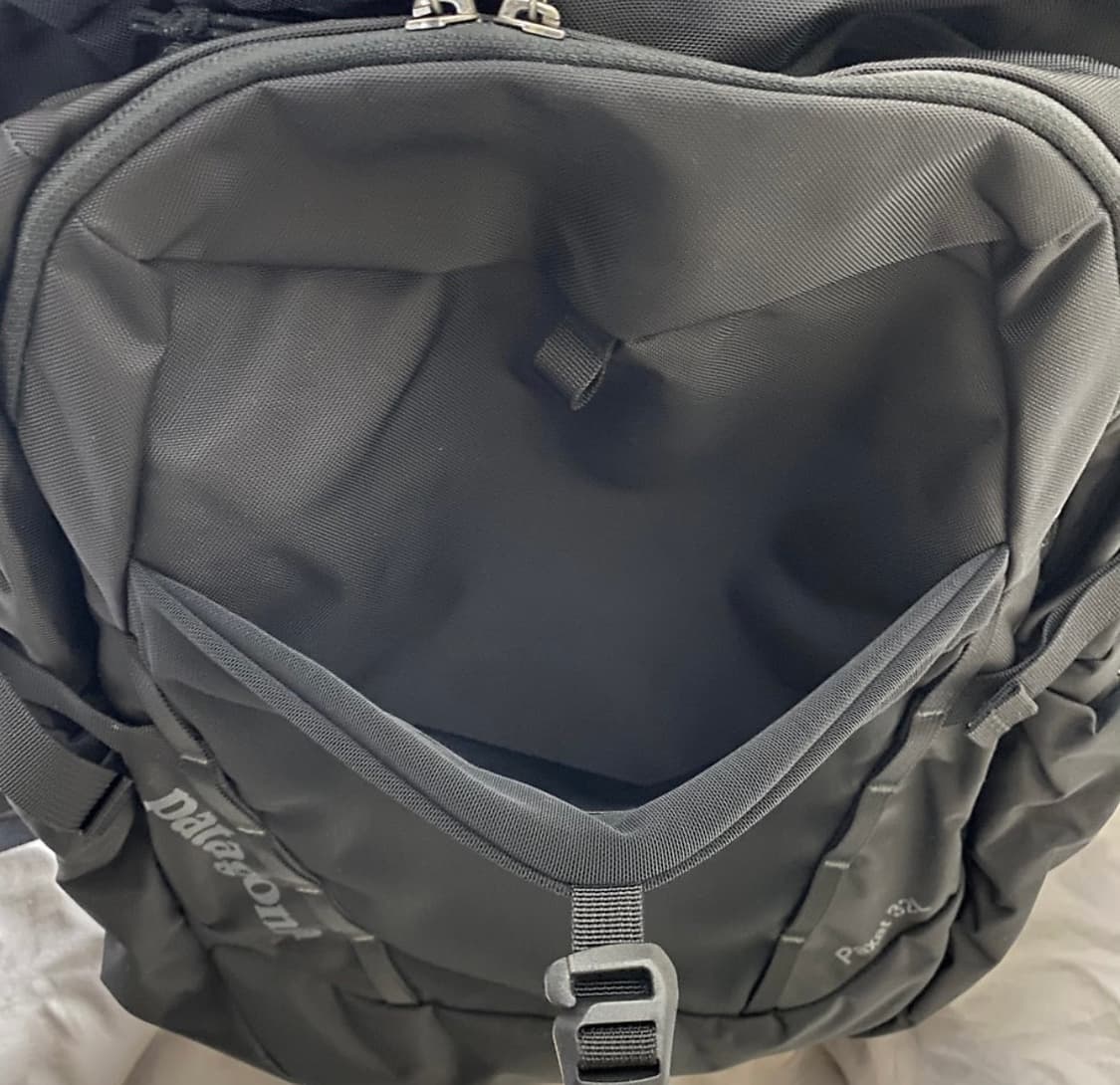 파타고니아 팍사트32L 백팩 블랙 상품이미지7