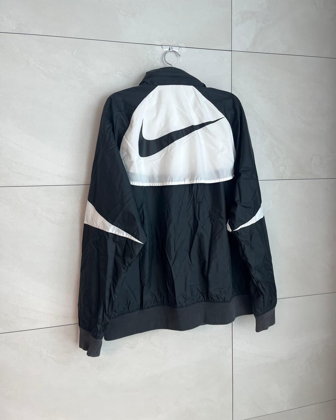 [XL] 나이키 윈드러너 바람막이 블랙/화이트 상품이미지4