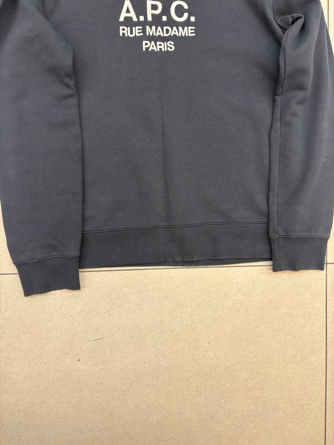 APC 아페쎄 맨투맨 상품이미지7