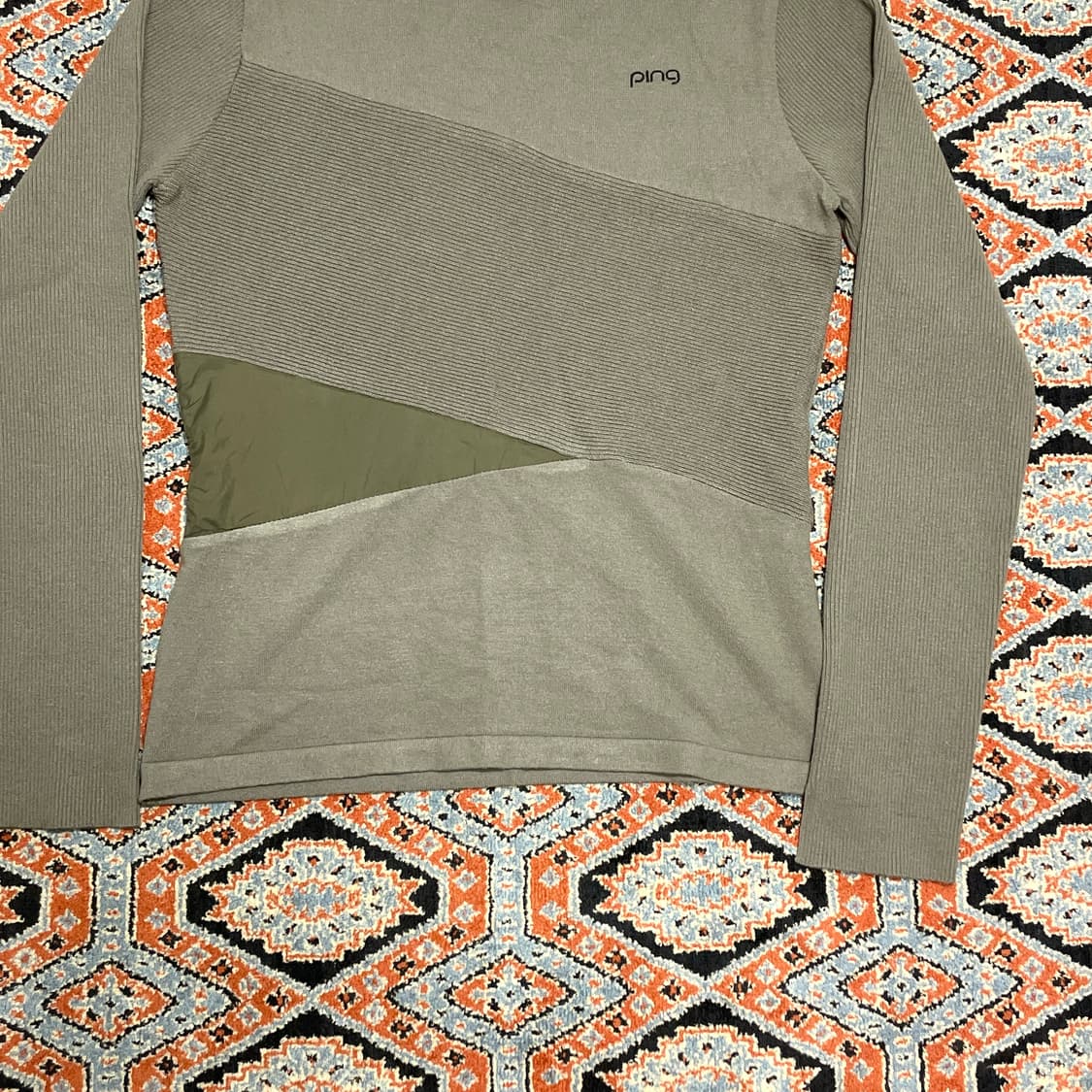 핑 골프웨어 사선디테일 카키 반목 니트 여성S 상품이미지3