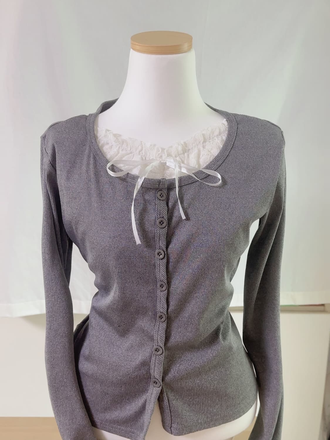 오네갸루 빈티지 리본 레이스 시스루 레이어드 딱붙 가디건 그레이 상품이미지1