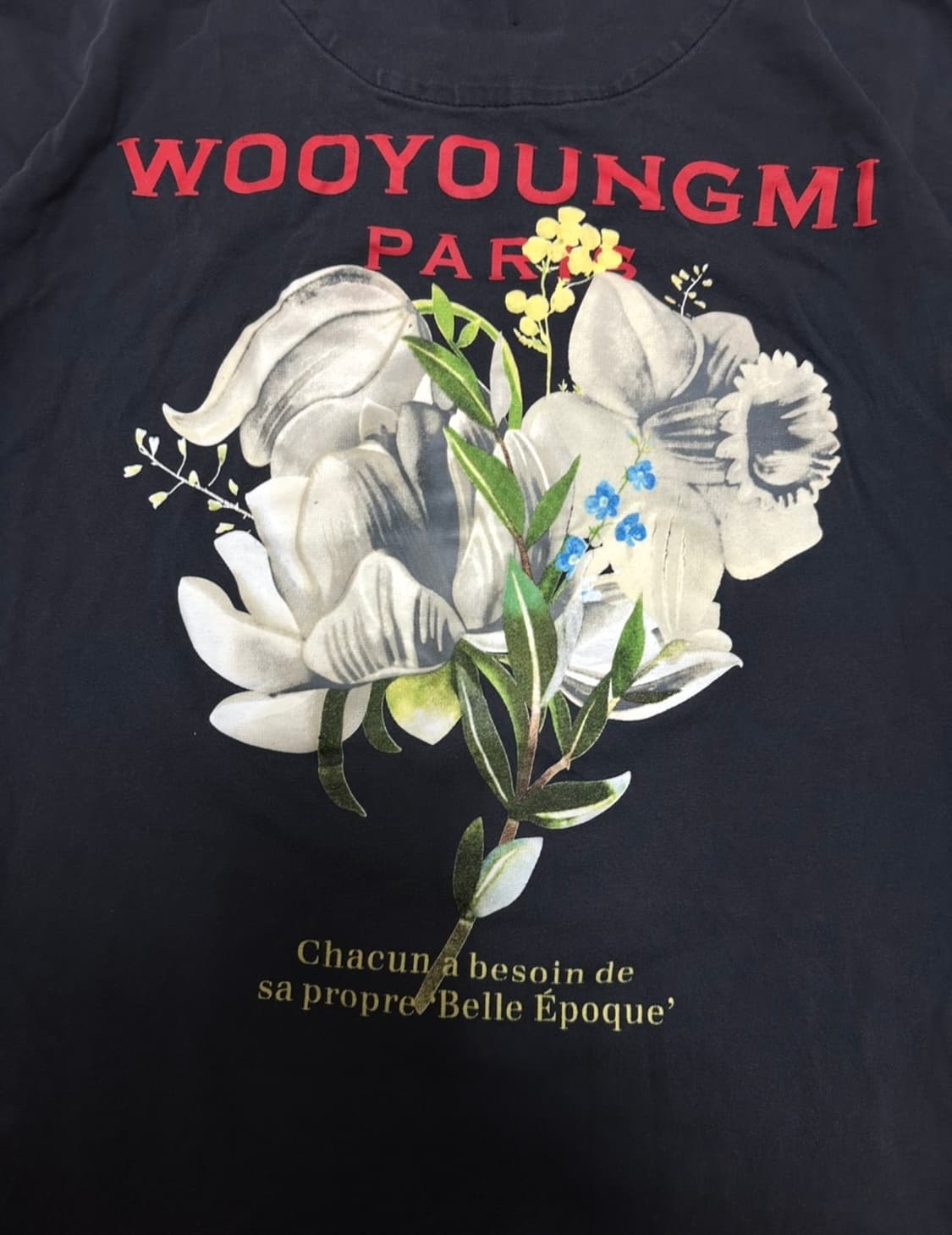 우영미 22s 플라워 네이비 반팔 티셔츠 상품이미지3