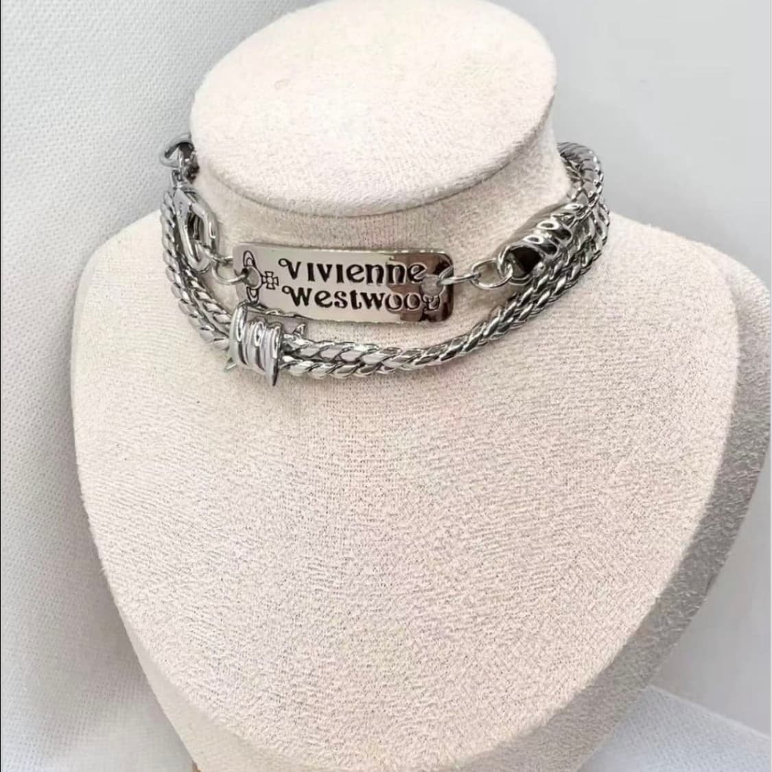 비비안웨스트우드 레터링 orb 각인 체인 초커 목걸이 상품이미지2