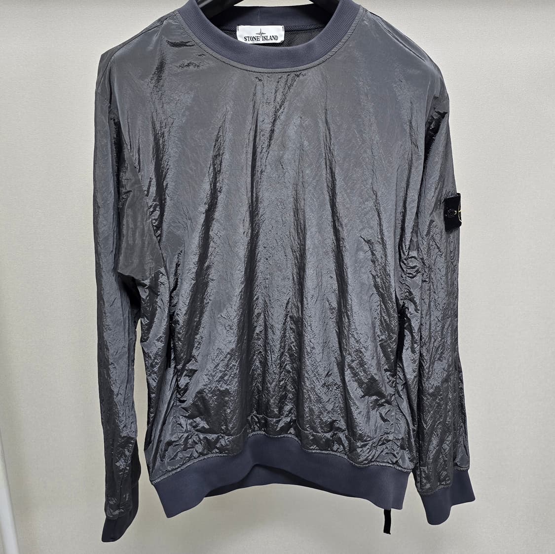 스톤아일랜드 나일론 맨투맨 L사이즈 100 판매 상품이미지1