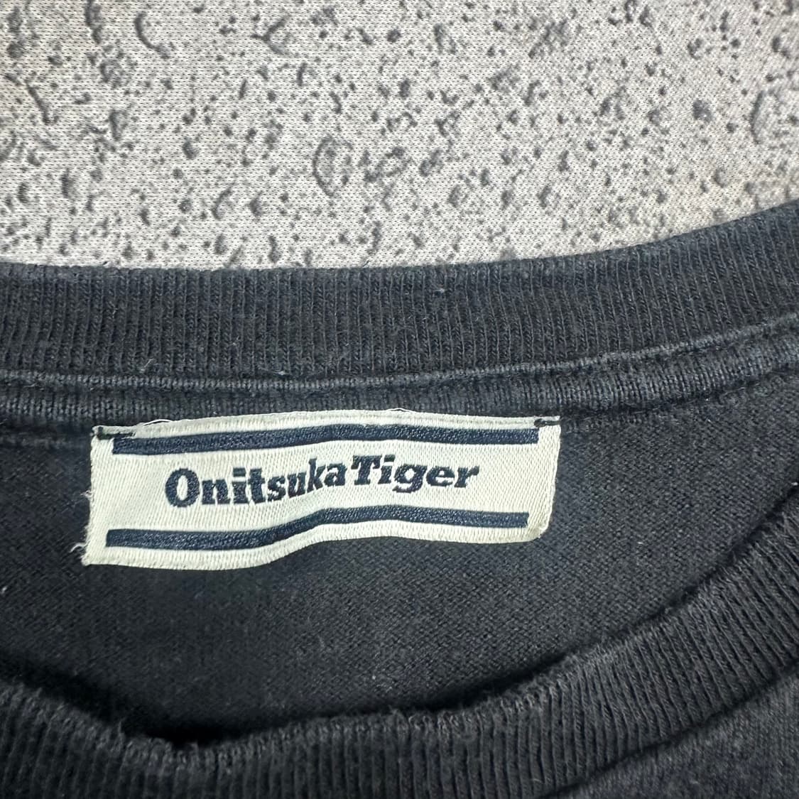 ✨ (바배) 오니츠카 타이거 빅 프린팅 박시핏 롱슬리브 상품이미지3