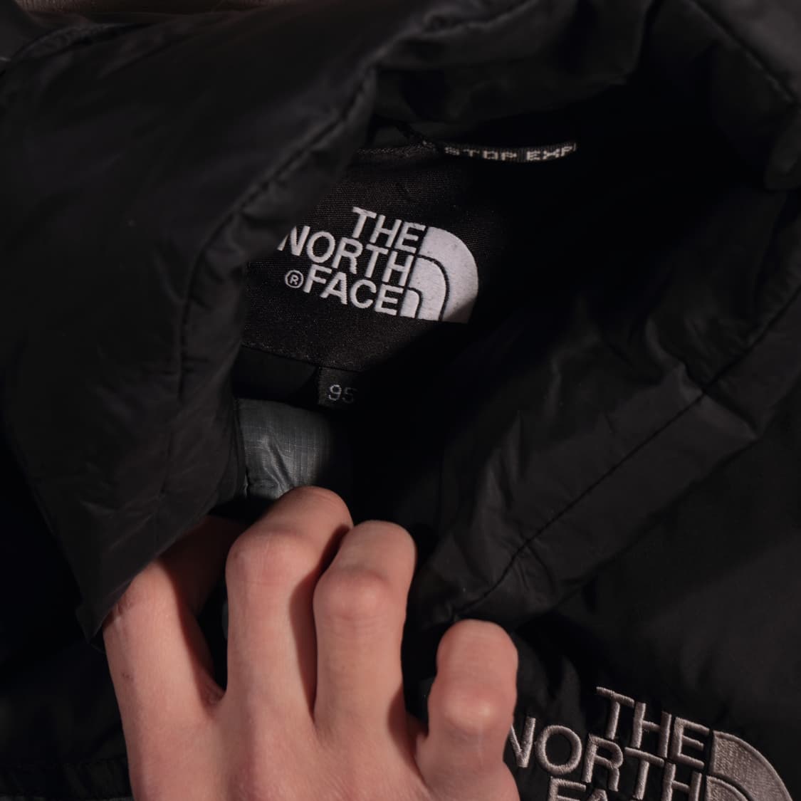 노스페이스 눕시 700 회색 숏패딩 상품이미지6