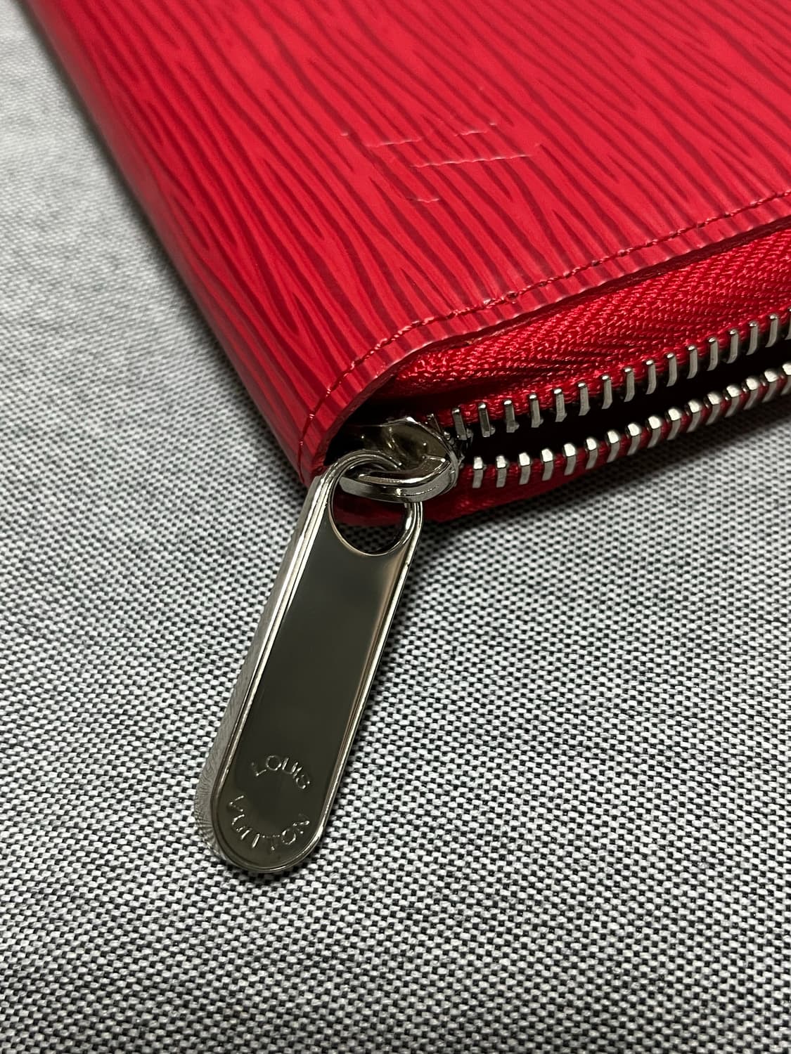 @새상품@ 루이비통 에삐 레드 지피 월릿 장지갑 상품이미지4