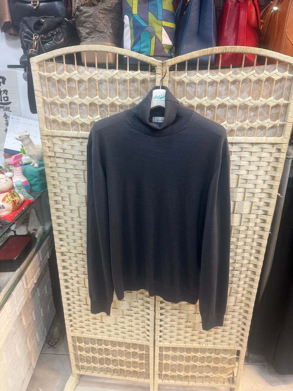 100 정품 르메르 목폴라 니트 팝니다 상품이미지1