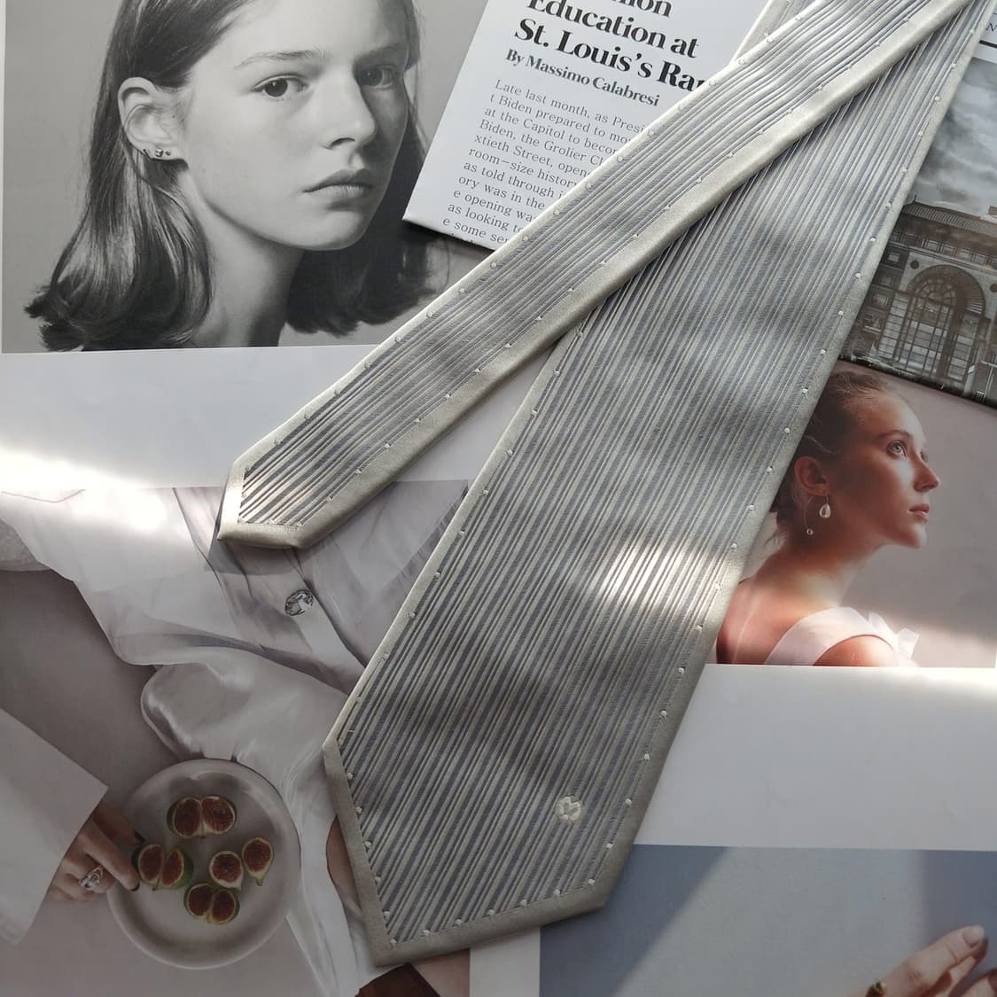 밀라숀 실크 실버 스트라이프 넥타이 9.4cm A등급 A18430
 상품이미지3