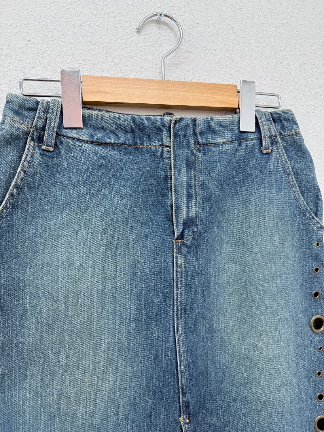 빈티지 아일렛 워싱 데님 미디 스커트 상품이미지3